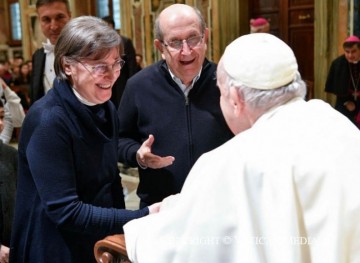 Papa Francesco incontra la Fraternità del Sermig